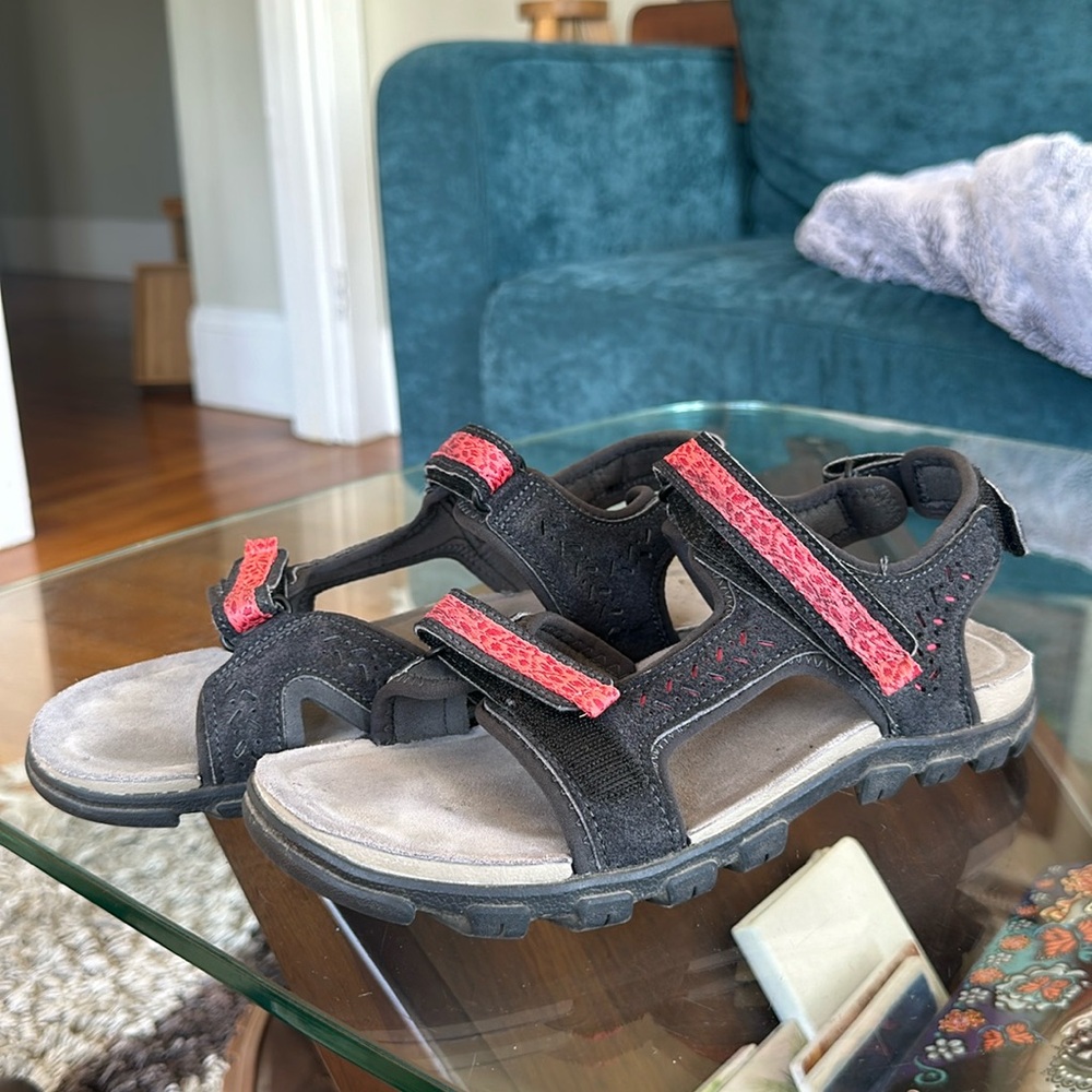 Quechua hiking sandals